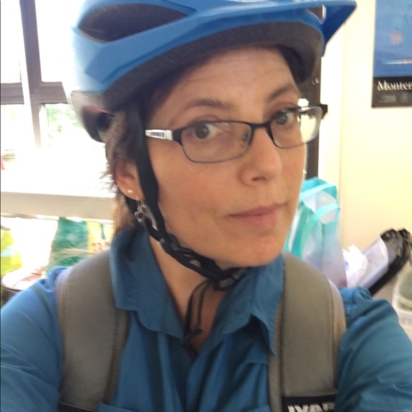 MEET YOUR SELLER/BUYER! - Picture 2 of 6